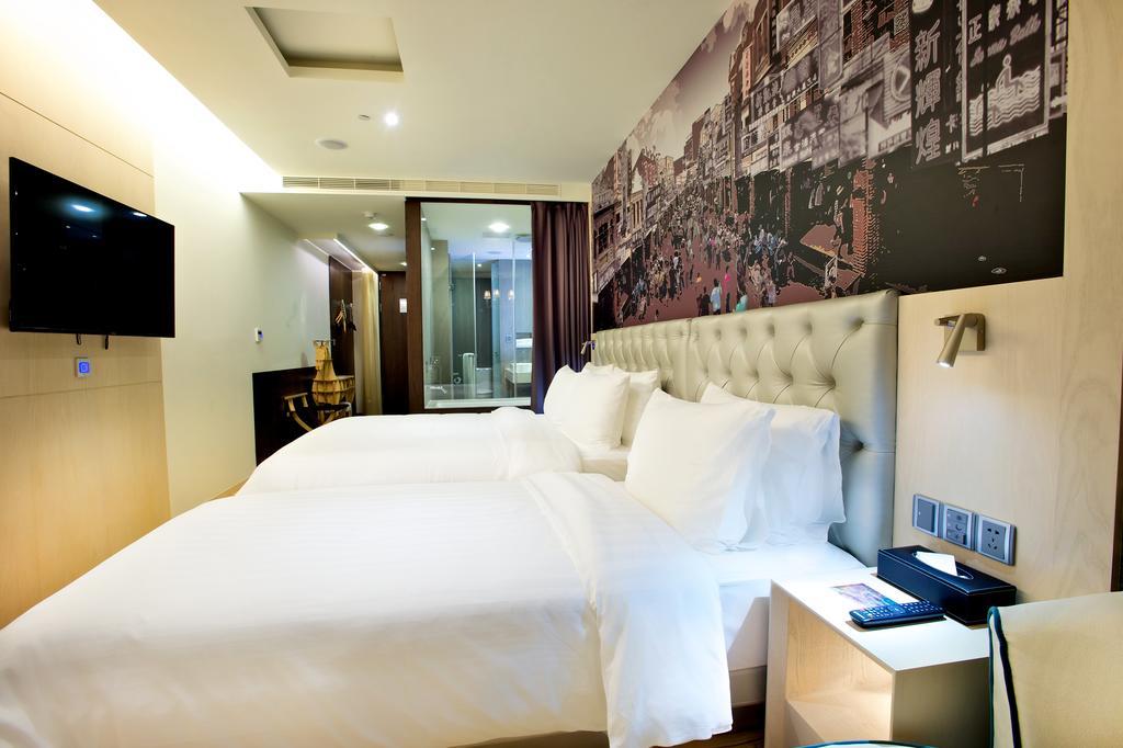 Fx Hotel Tainan Exterior foto